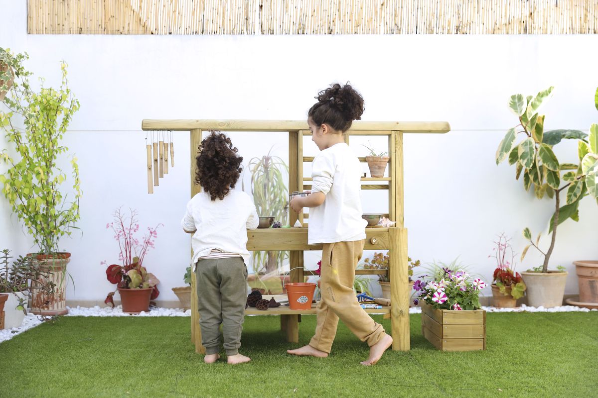 Experimentando con mesa sensorial para el jardín + Imprimible - Blog de  Mumuchu - Juguetes educativos
